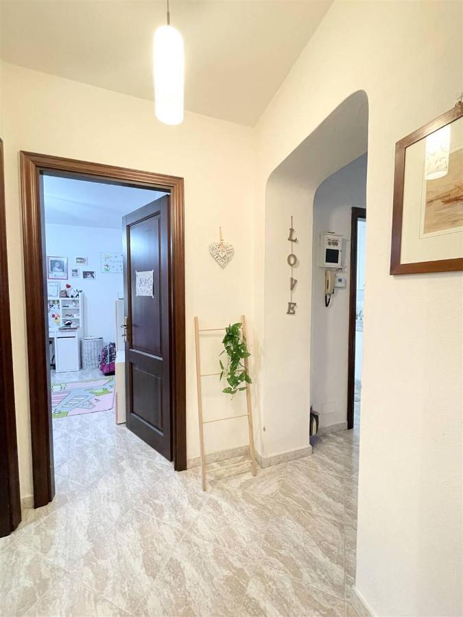 Appartamento Bellavista Кастелнуово Магра Екстериор снимка
