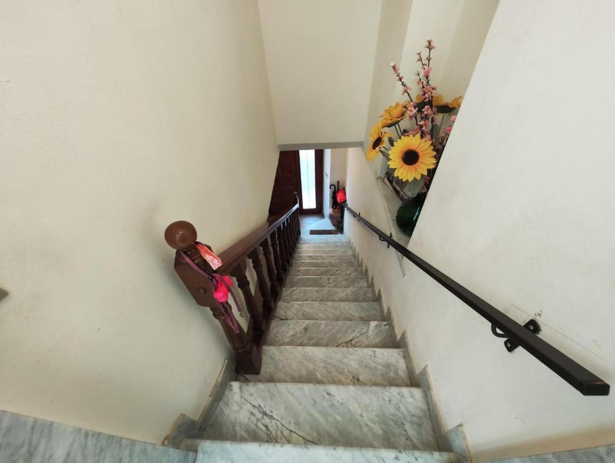 Appartamento Bellavista Кастелнуово Магра Екстериор снимка